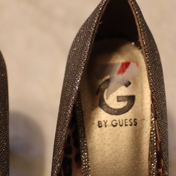 G by Guess Round Toe Gold Glitter Platform Pump Heel Shoes Size 9.5 - Picture 10 of 12